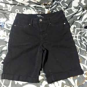 Black Denim Sz 4 Mid-Length Shorts